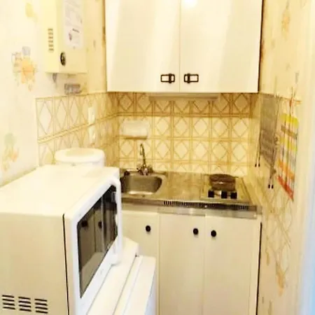 Studio For 2 People アパート *