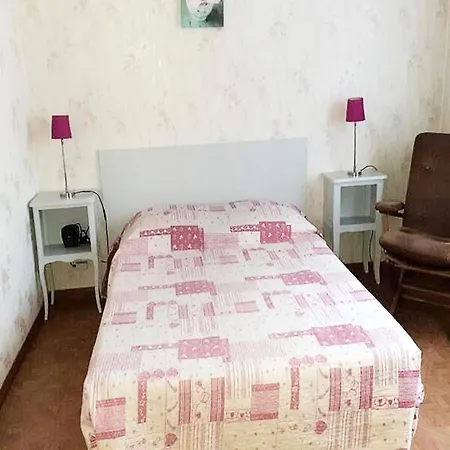 Studio For 2 People